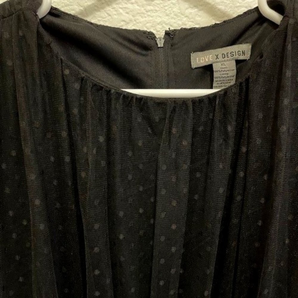 Love X Design Black lace/sheer dress